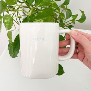 NWT Rae Dunn dream mug